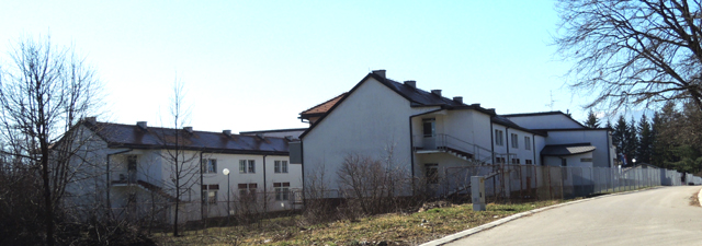 Dio staračkog doma u Gospiću koji poslujke već više od pola stoljeća/Snimio Marko Čuljat                                                                                                                                                                  